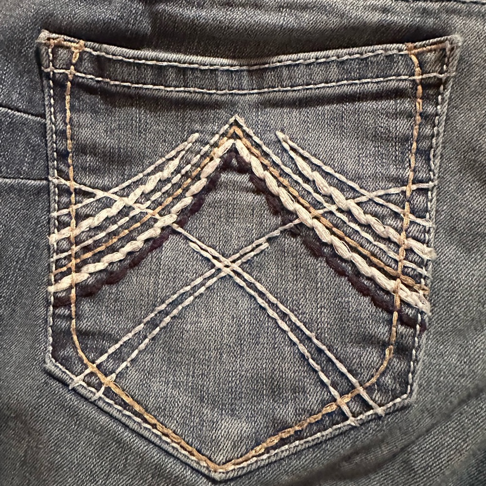 Ariat women’s jeans bootcut 29s.